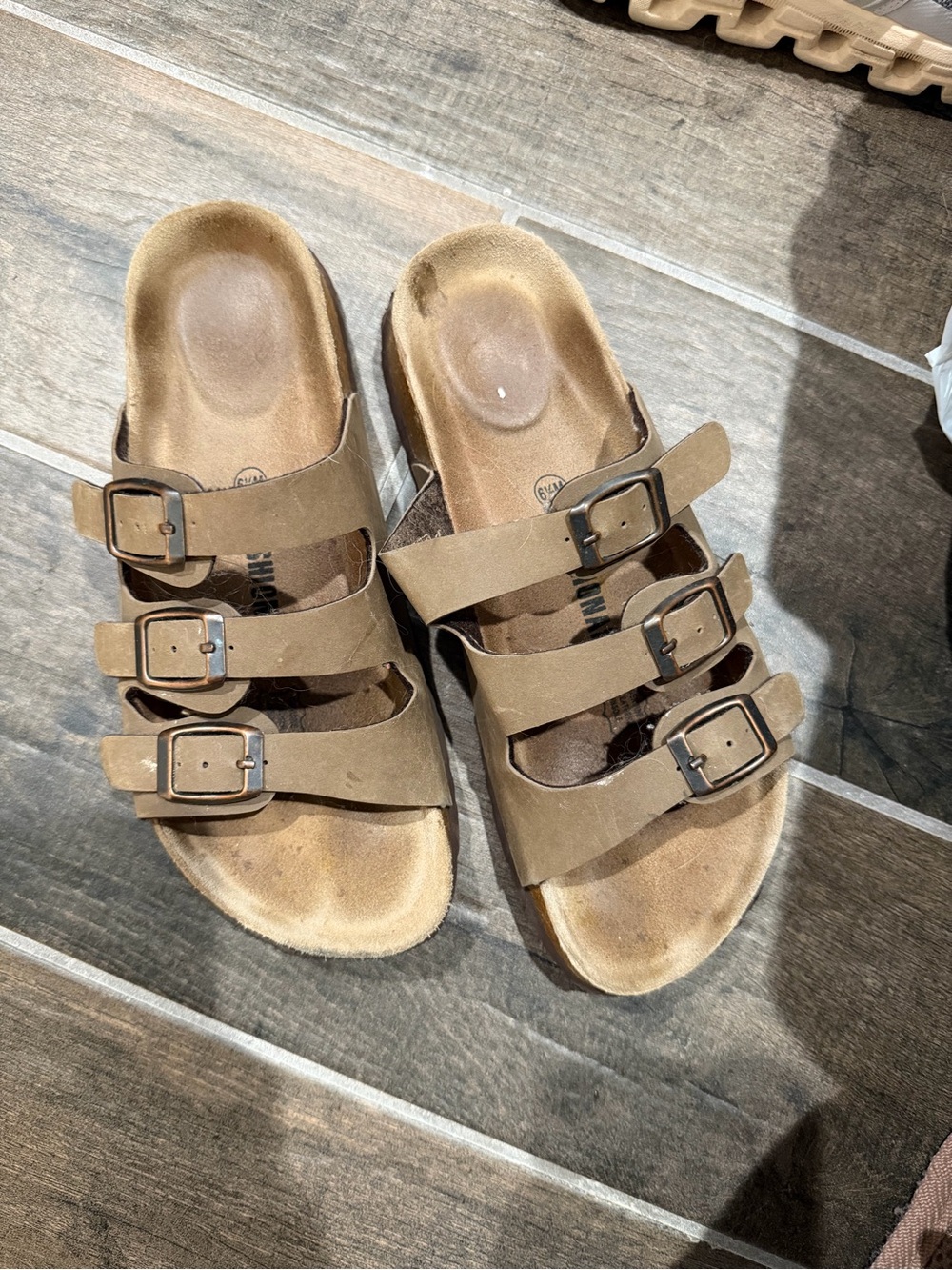 Triple-Buckle Women's Slide Sandals in Brown